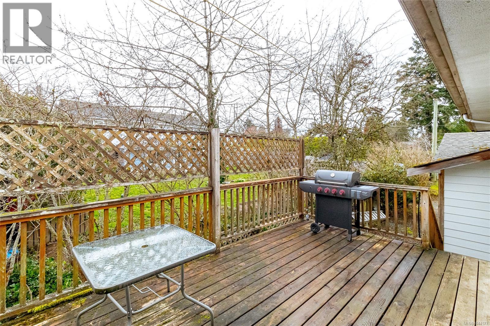 3030 Dogwood Rd Property Photo 33