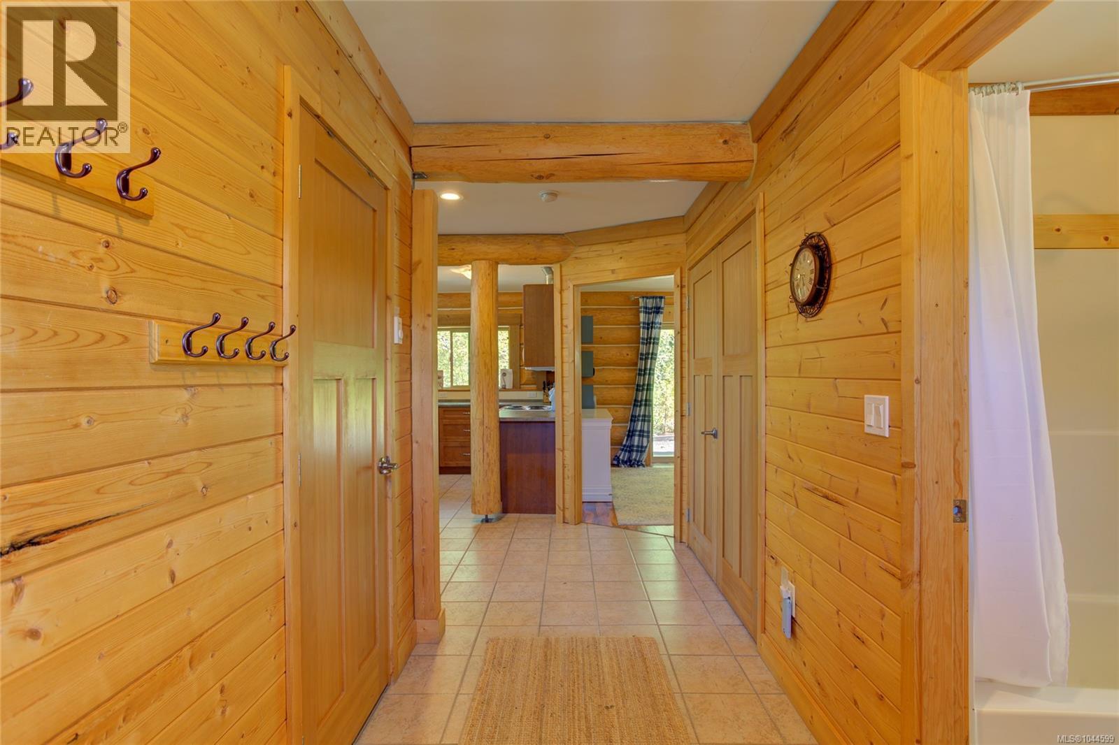 7 8631 South Shore Rd Property Photo 17