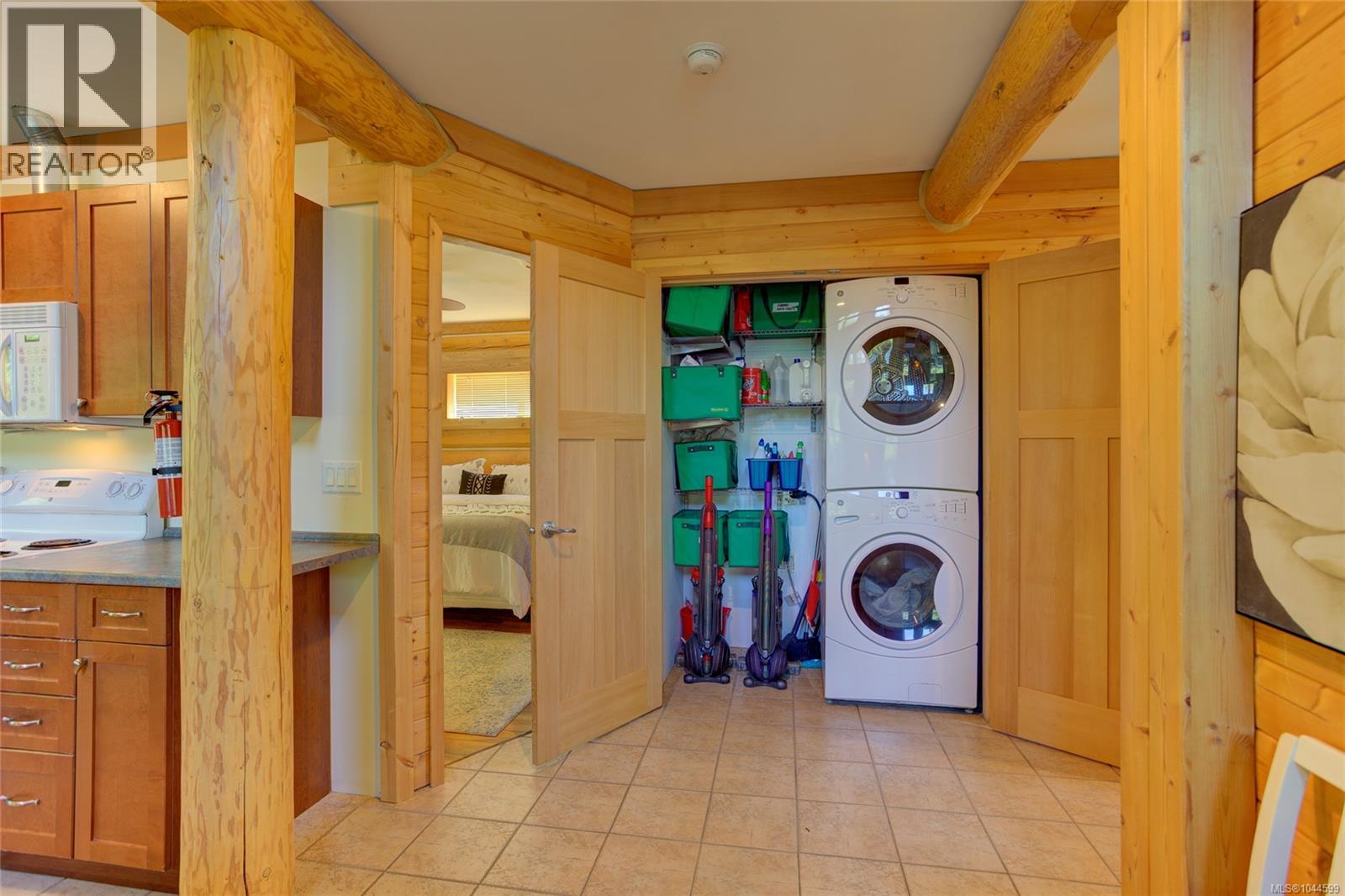 7 8631 South Shore Rd Property Photo 28