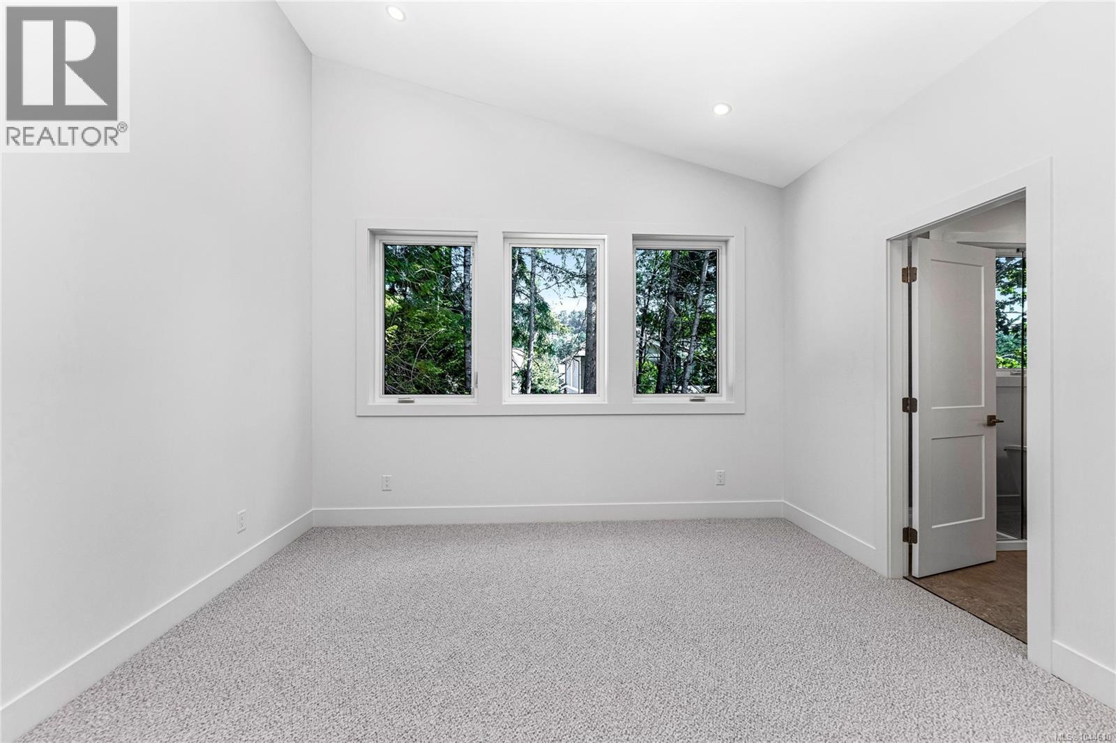3847 Olympian Way Property Photo 20