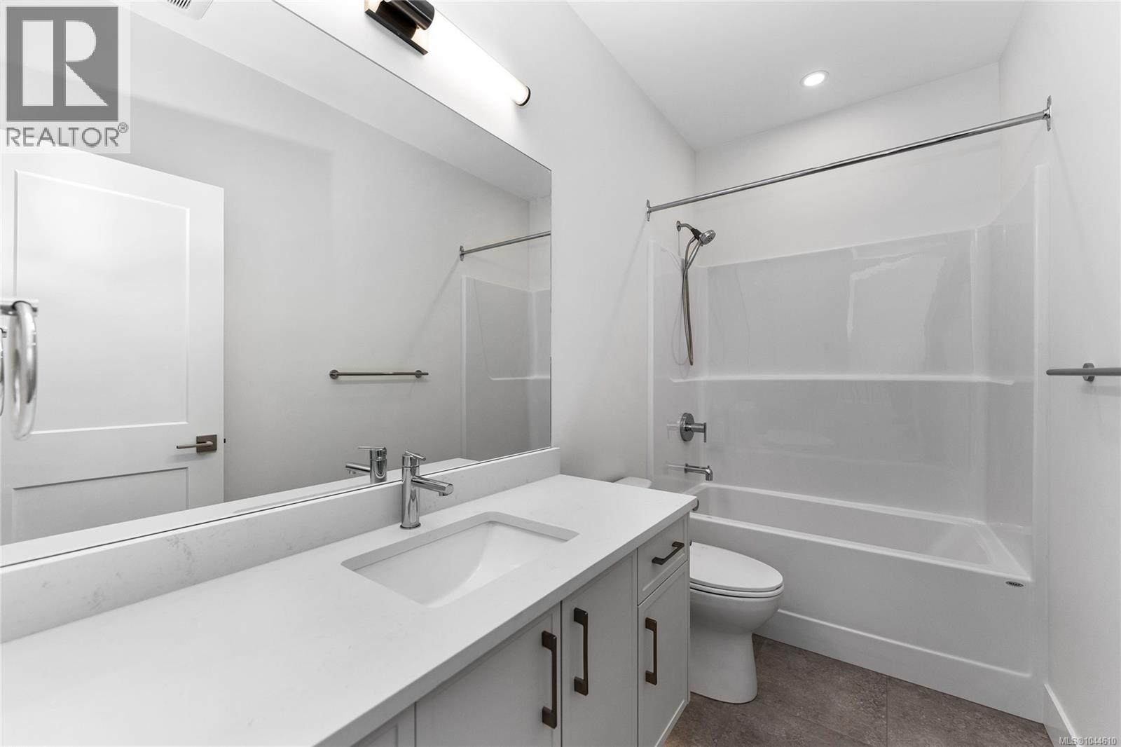 3847 Olympian Way Property Photo 30