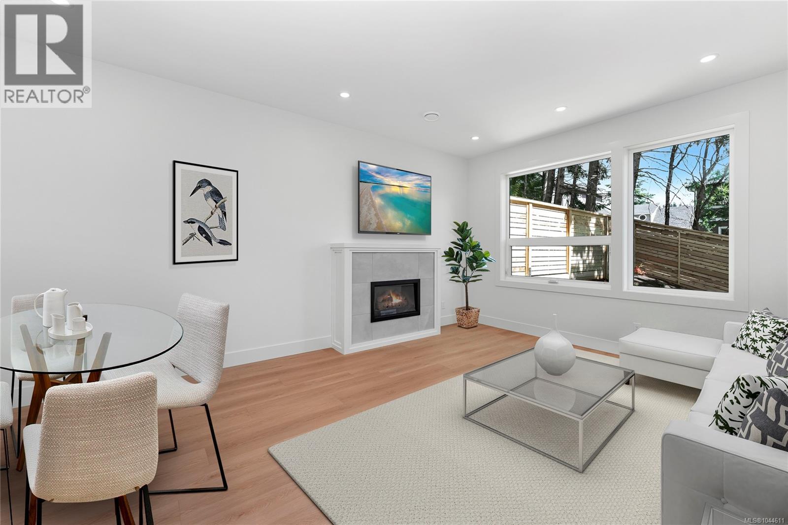 3849 Olympian Way Property Photo 12
