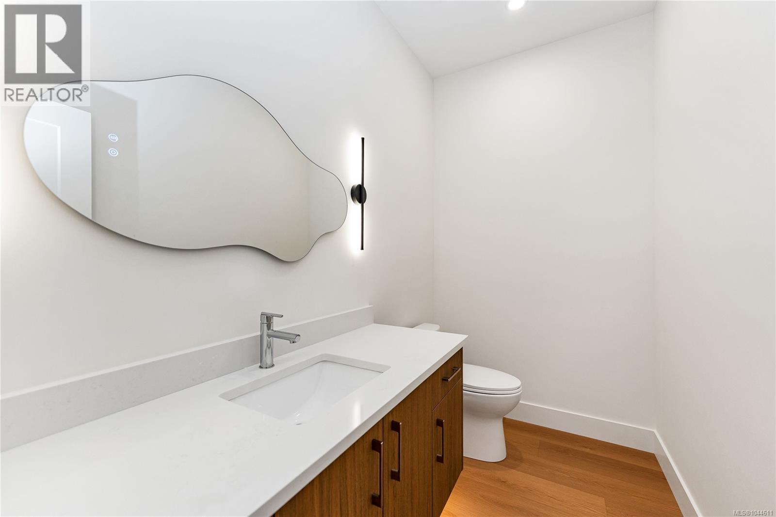3849 Olympian Way Property Photo 14