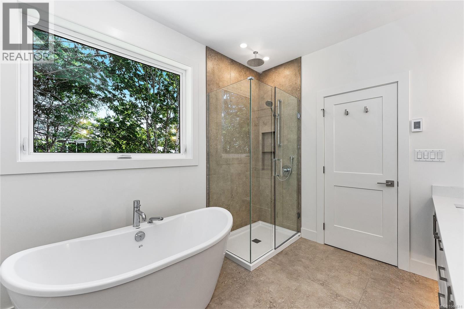 3849 Olympian Way Property Photo 21