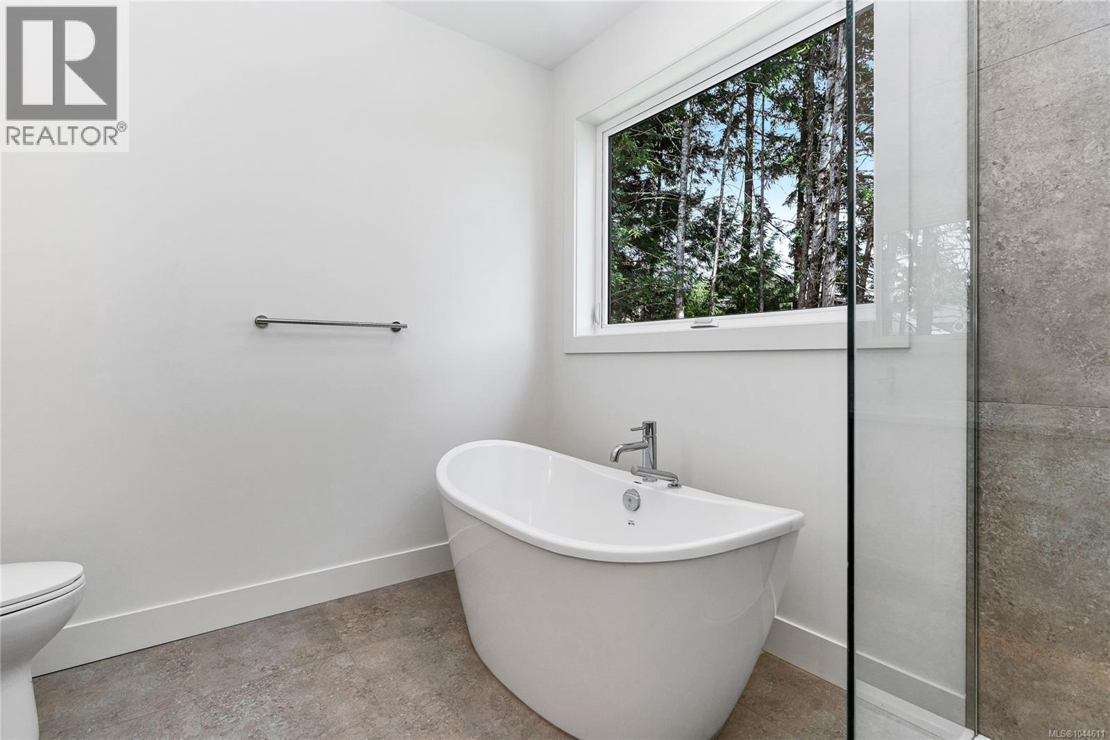 3849 Olympian Way Property Photo 22