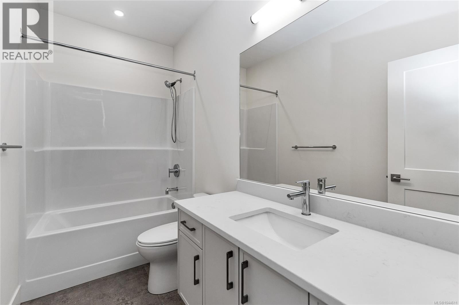 3849 Olympian Way Property Photo 28