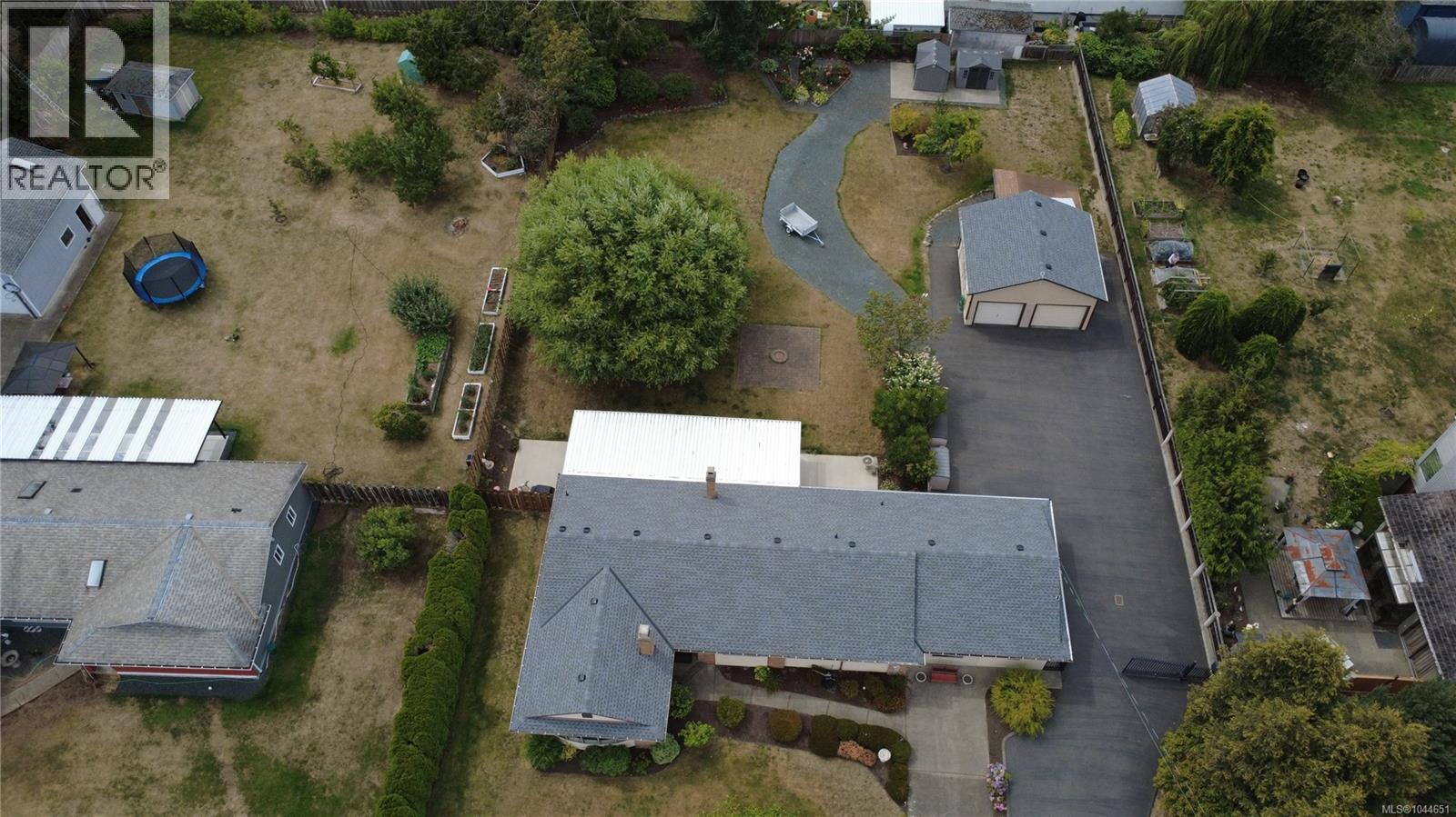 851 Breakwater Rd Property Photo 39