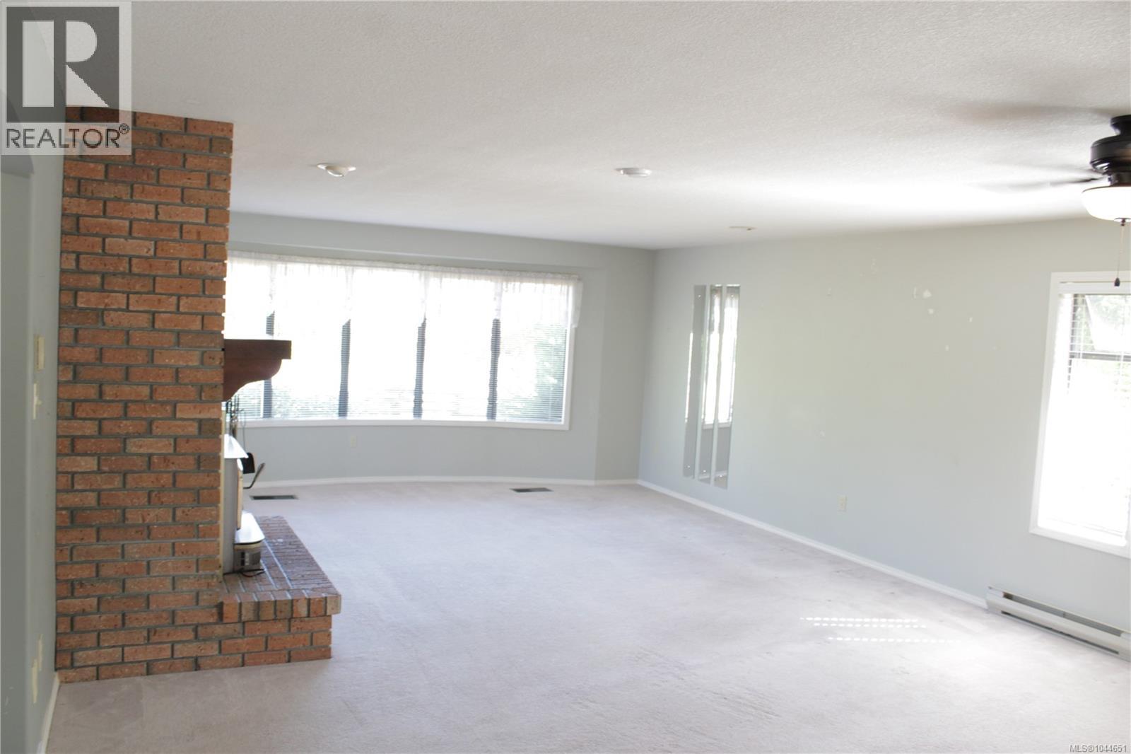 851 Breakwater Rd Property Photo 47