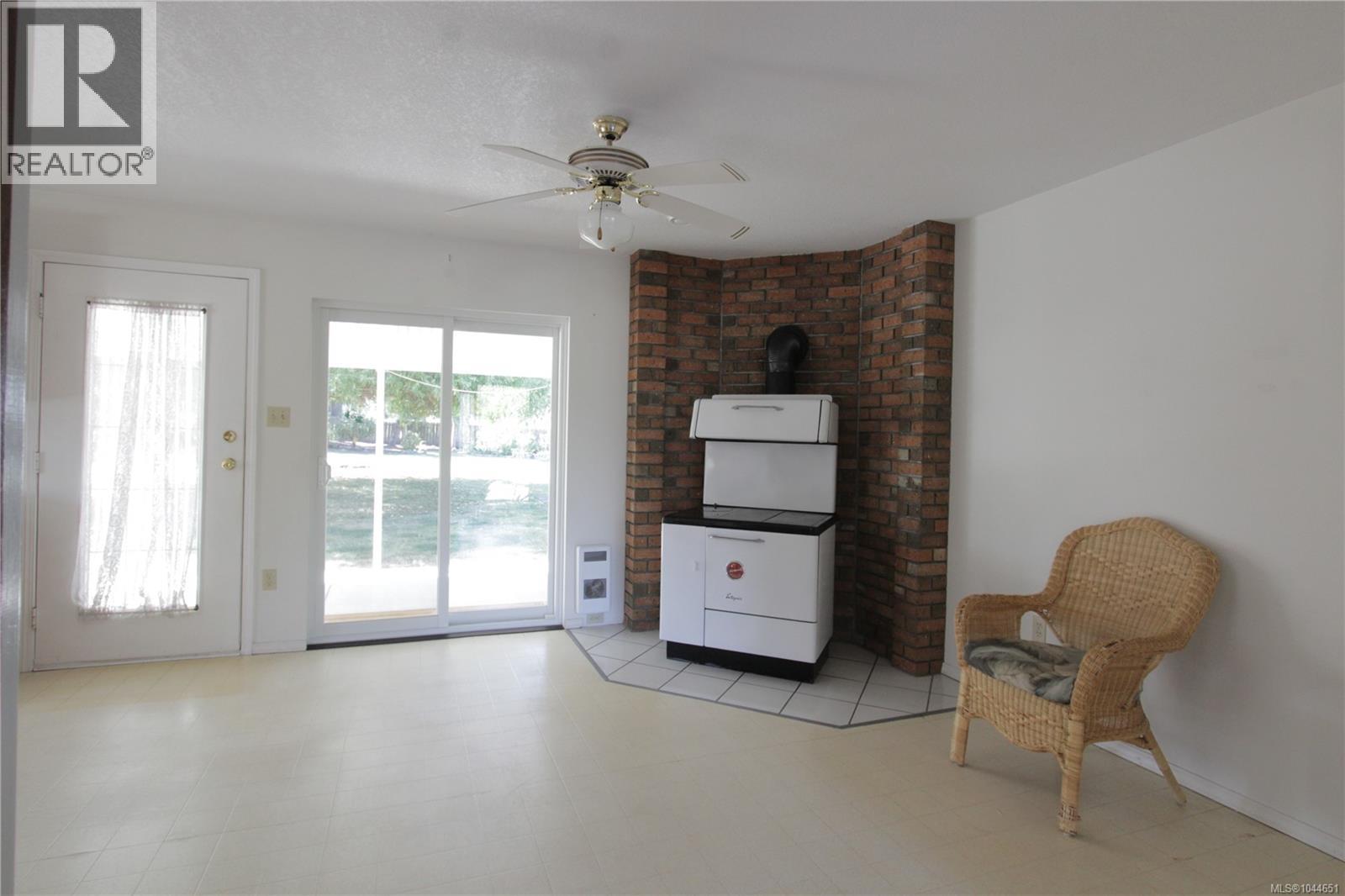 851 Breakwater Rd Property Photo 48