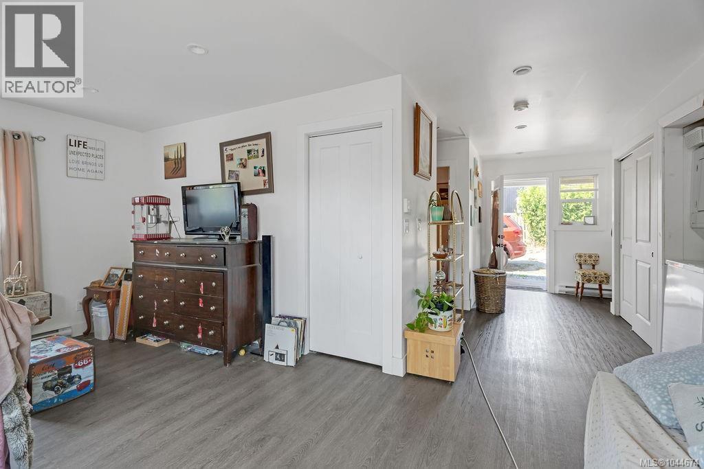 426 & 426a Buller St Property Photo 21