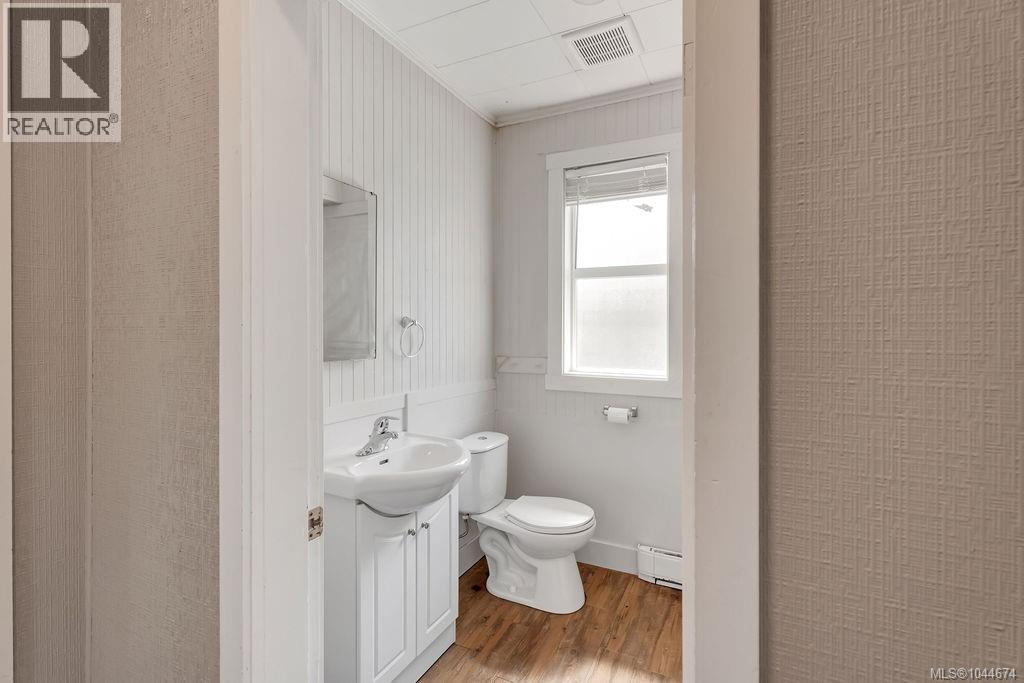 426 & 426a Buller St Property Photo 71