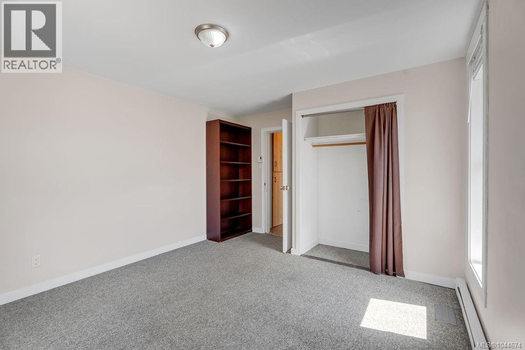 426 & 426a Buller St Property Photo 74