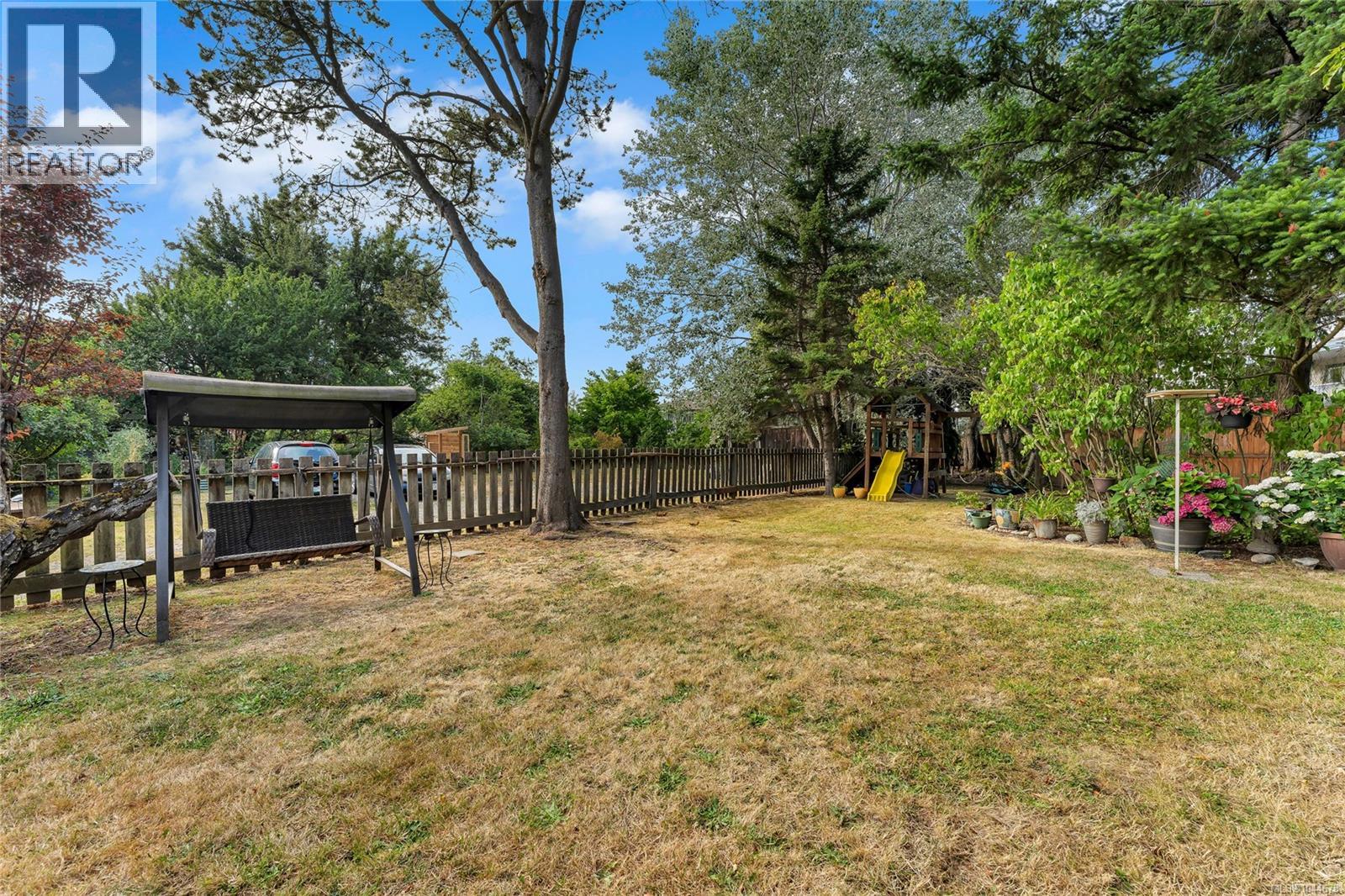 384 Burnside Rd E Property Photo 46