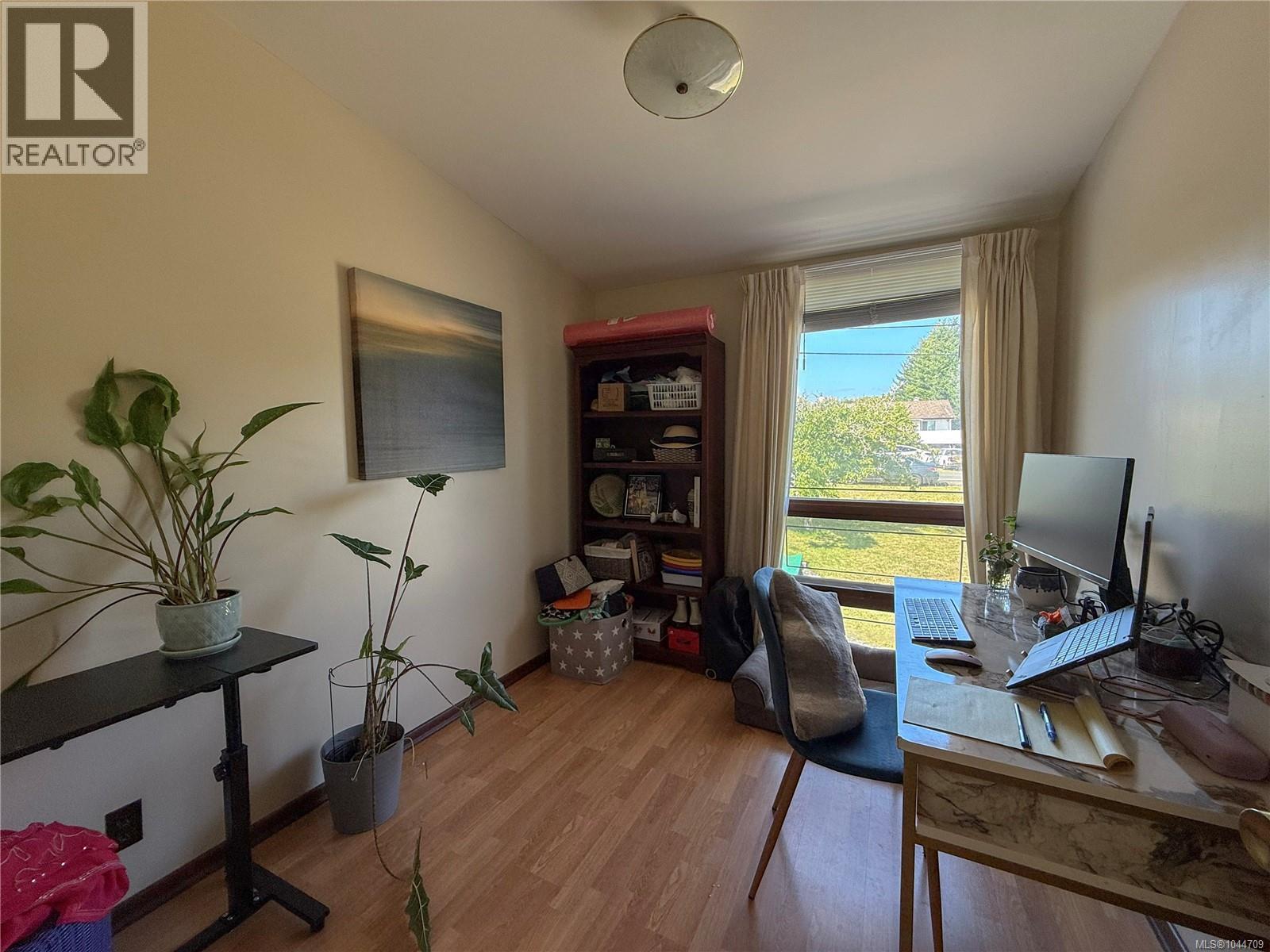 4453 Barclay Rd Property Photo 17