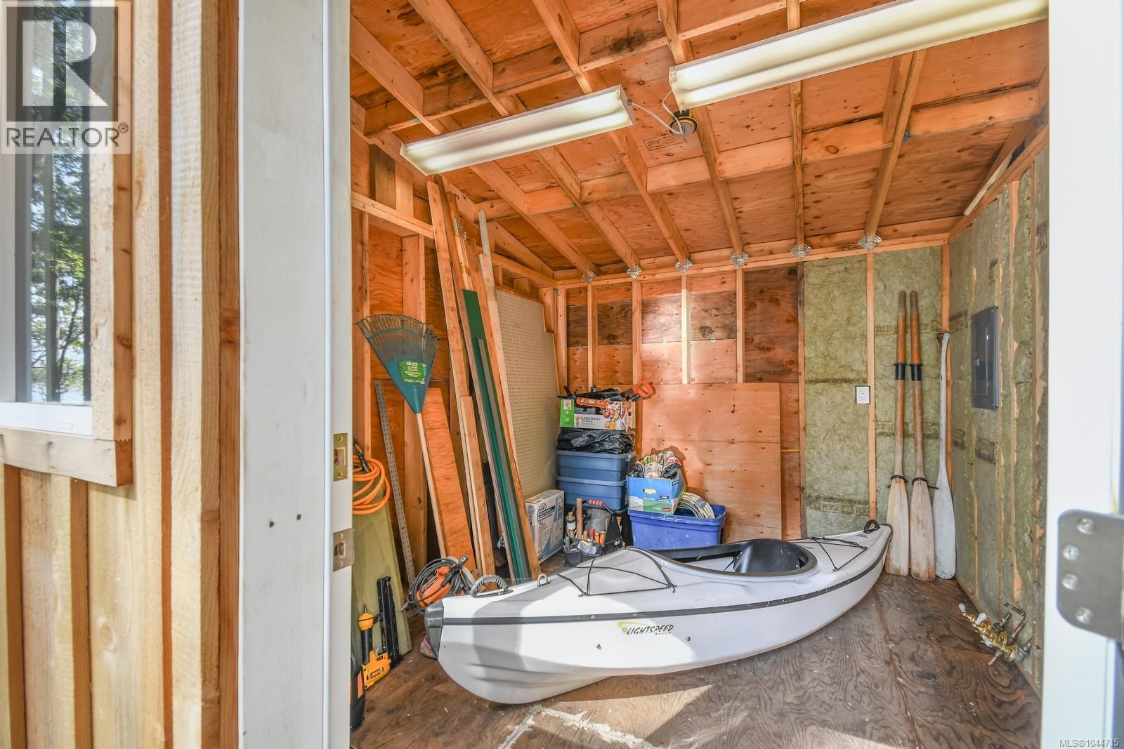 919 Salal Dr Property Photo 41