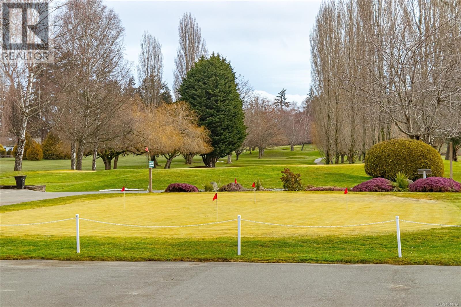 599 Tournament Tour Property Photo 14