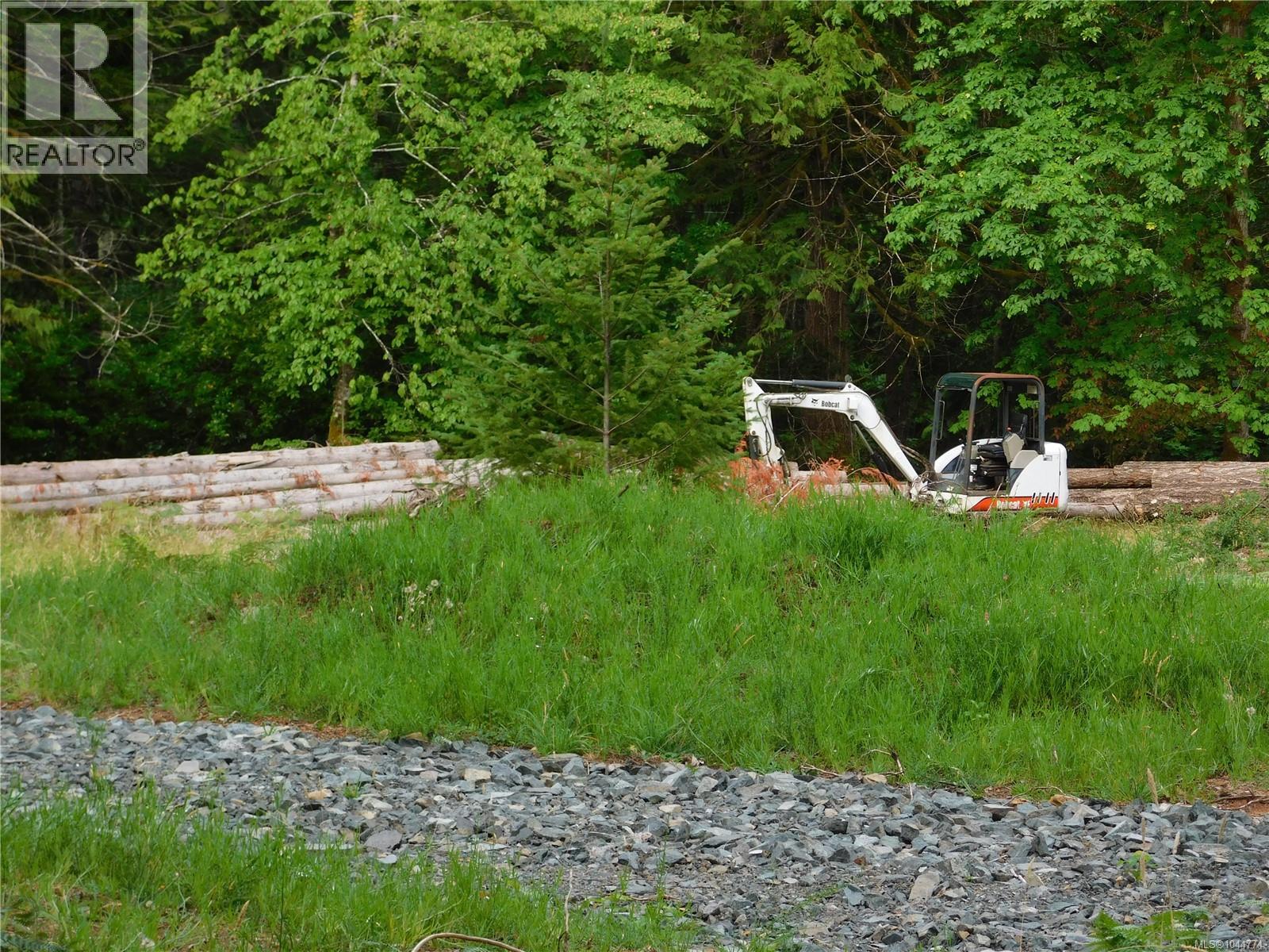 10206 South Dr Property Photo 10