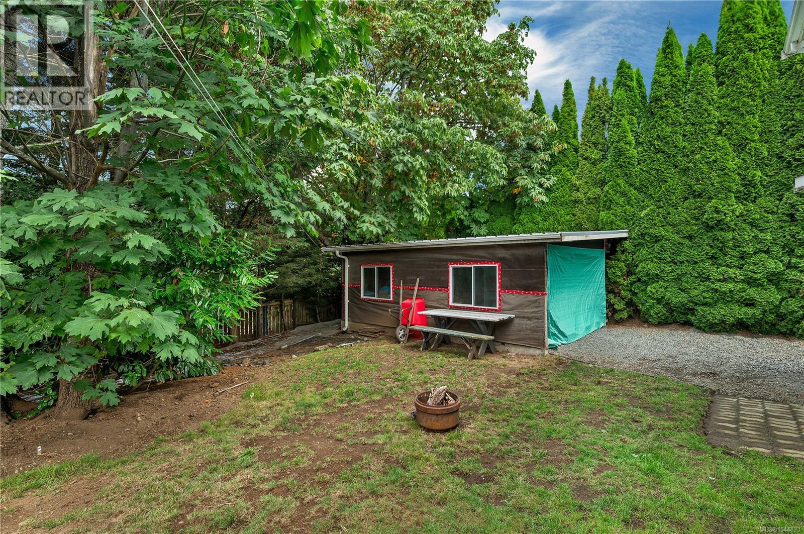 860 Nicholls Rd Property Photo 36
