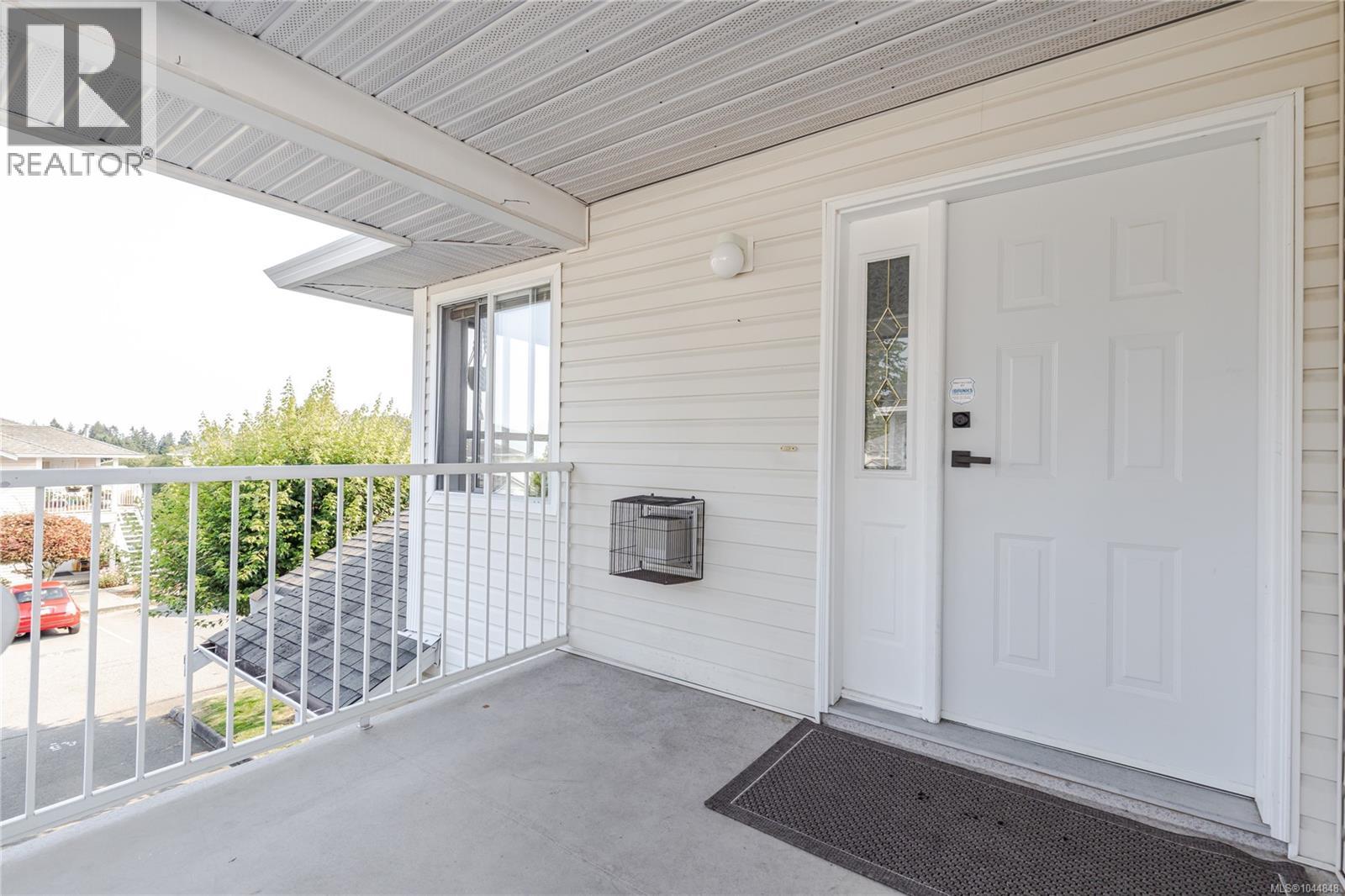 6057 Cedar Grove Dr Property Photo 2