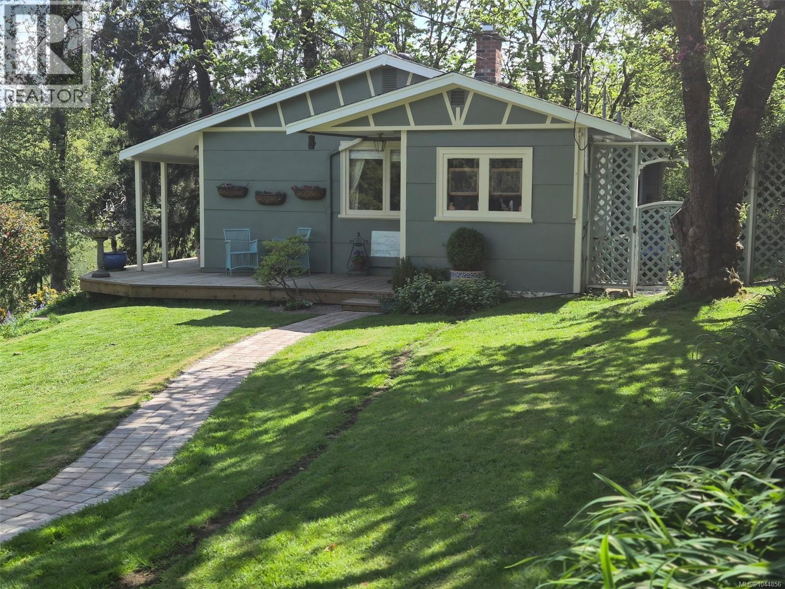 2942 Sherman Rd Property Photo 1
