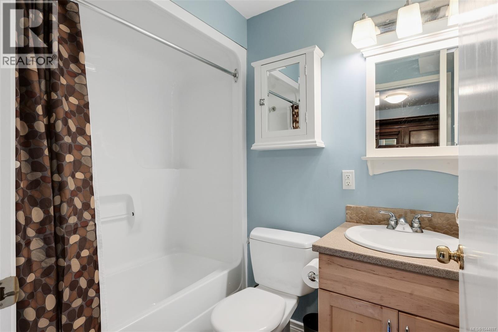 3835 Cumberland Rd Property Photo 24