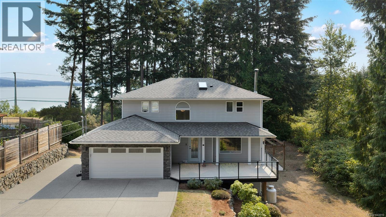 2437 Benko Rd Property Photo 1