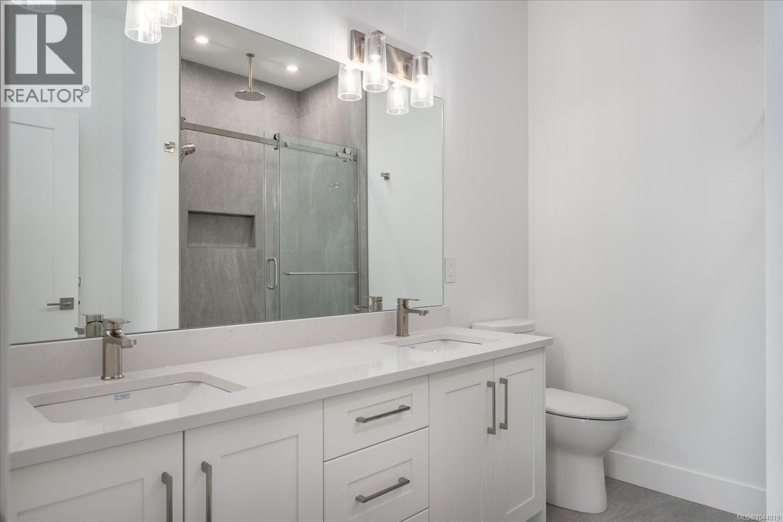 3800 Marjorie Way Property Photo 21
