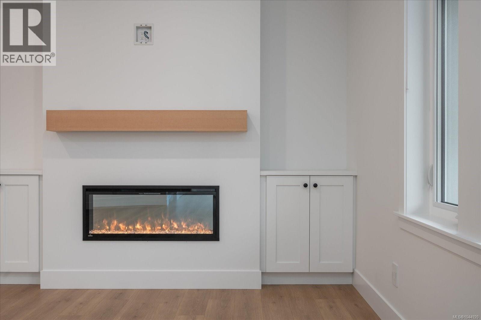 3802 Marjorie Way Property Photo 6