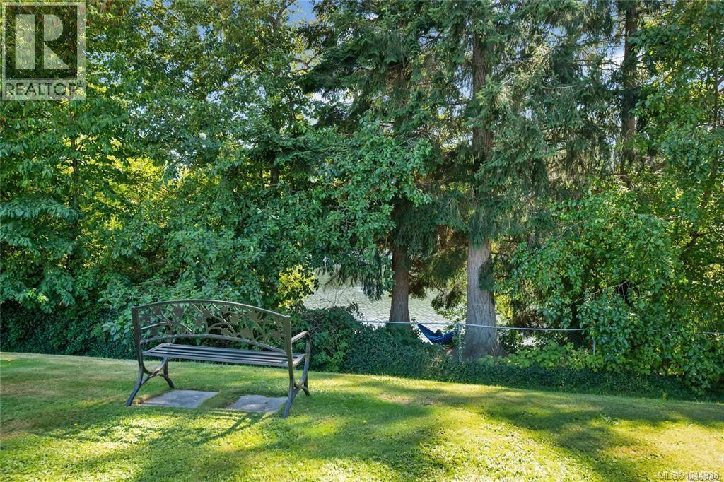 2106 Buttle Lake Way Property Photo 18