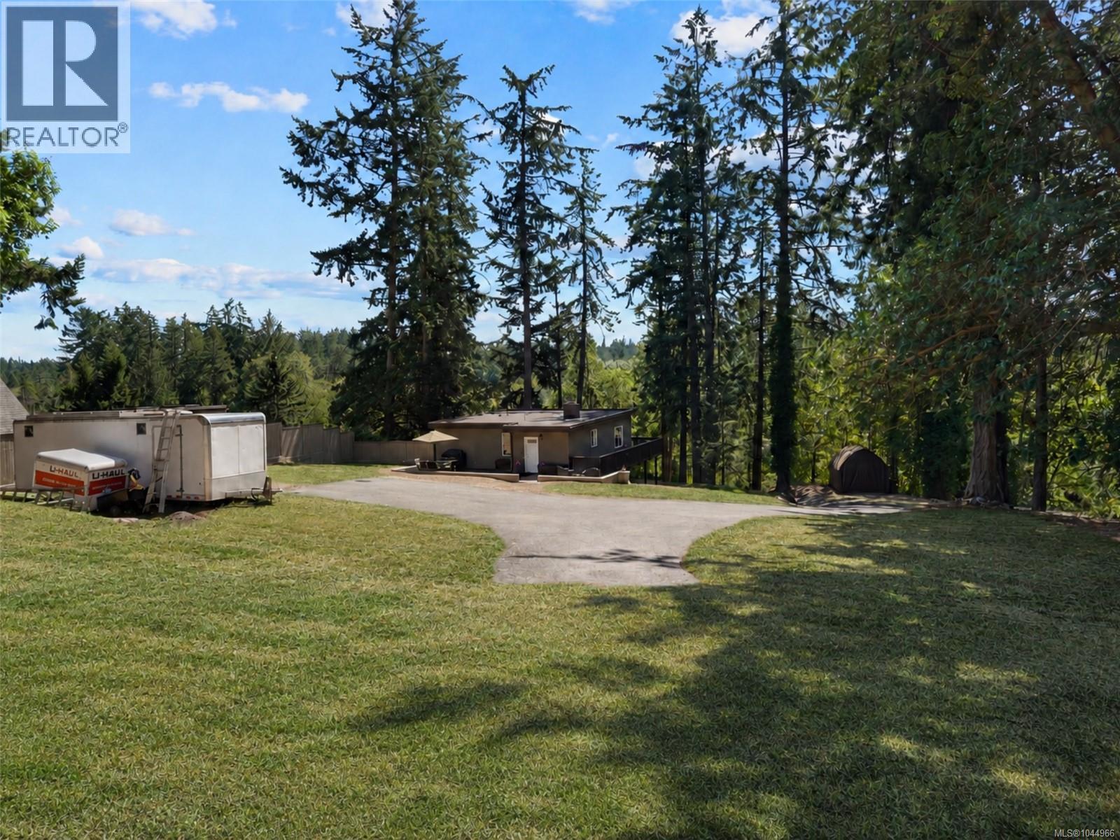 1084 Tatlow Rd Property Photo 41