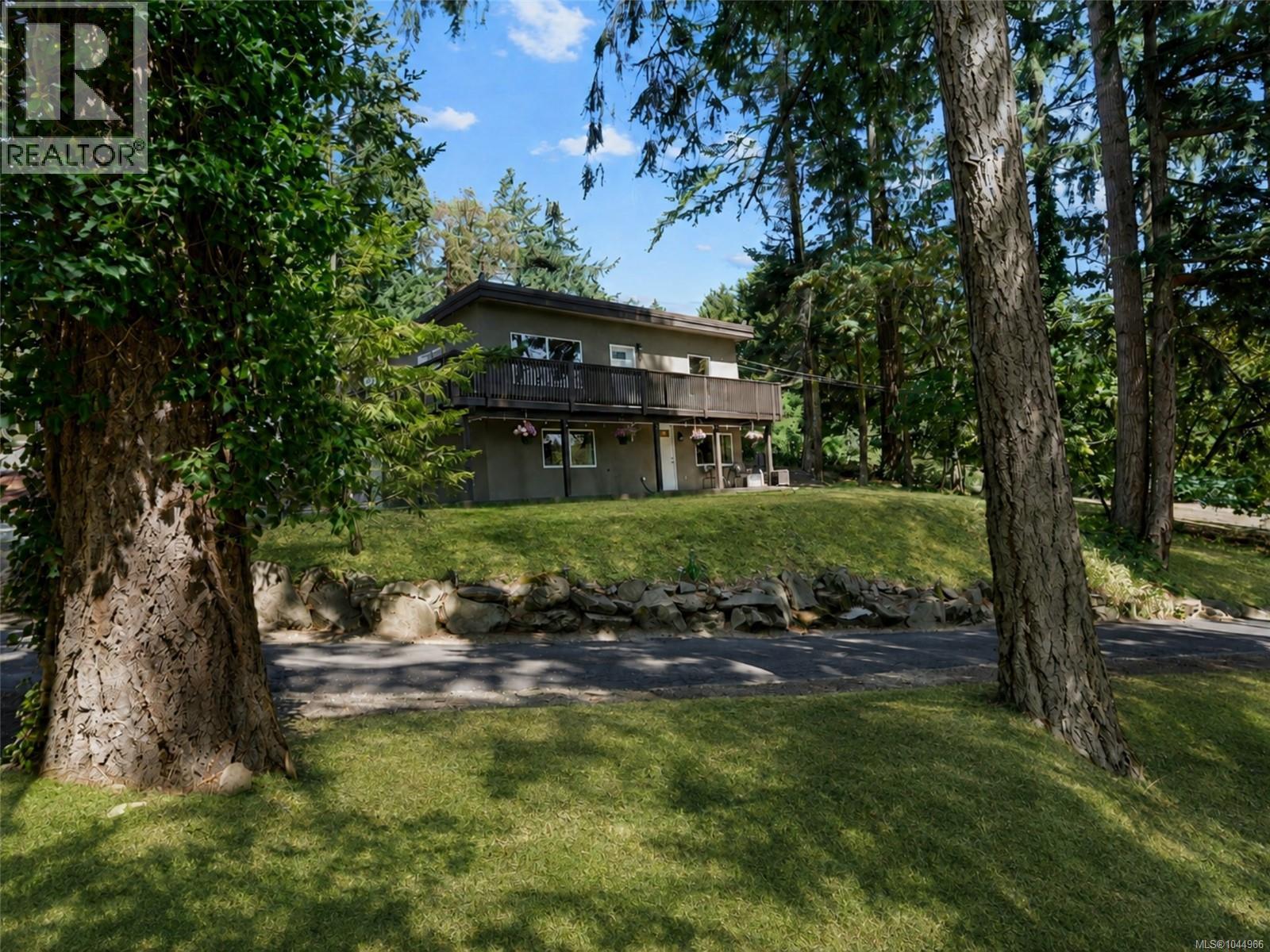 1084 Tatlow Rd Property Photo 46
