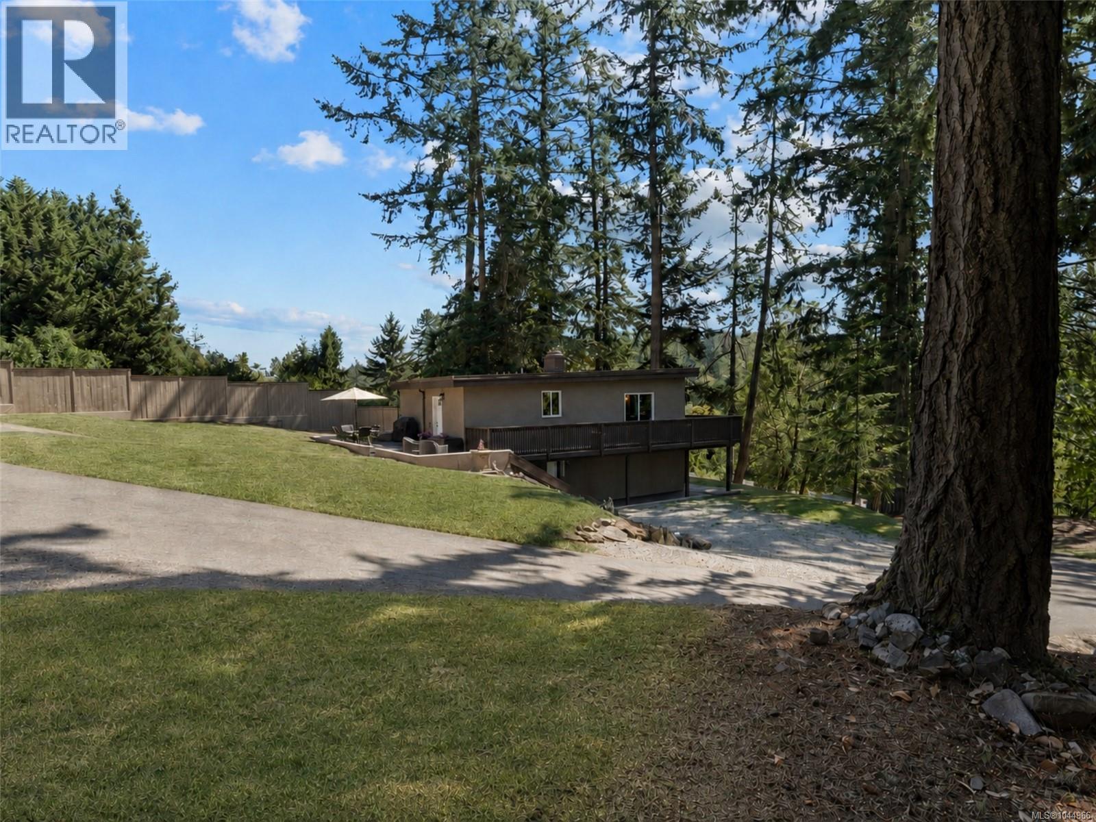 1084 Tatlow Rd Property Photo 50