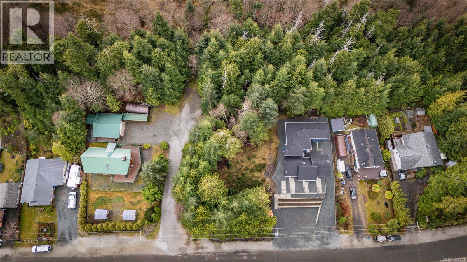 1391 Victoria Rd Property Photo 3