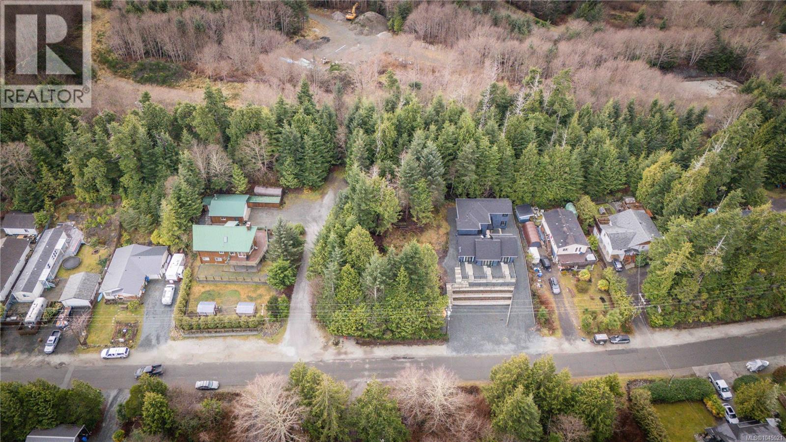 1391 Victoria Rd Property Photo 5