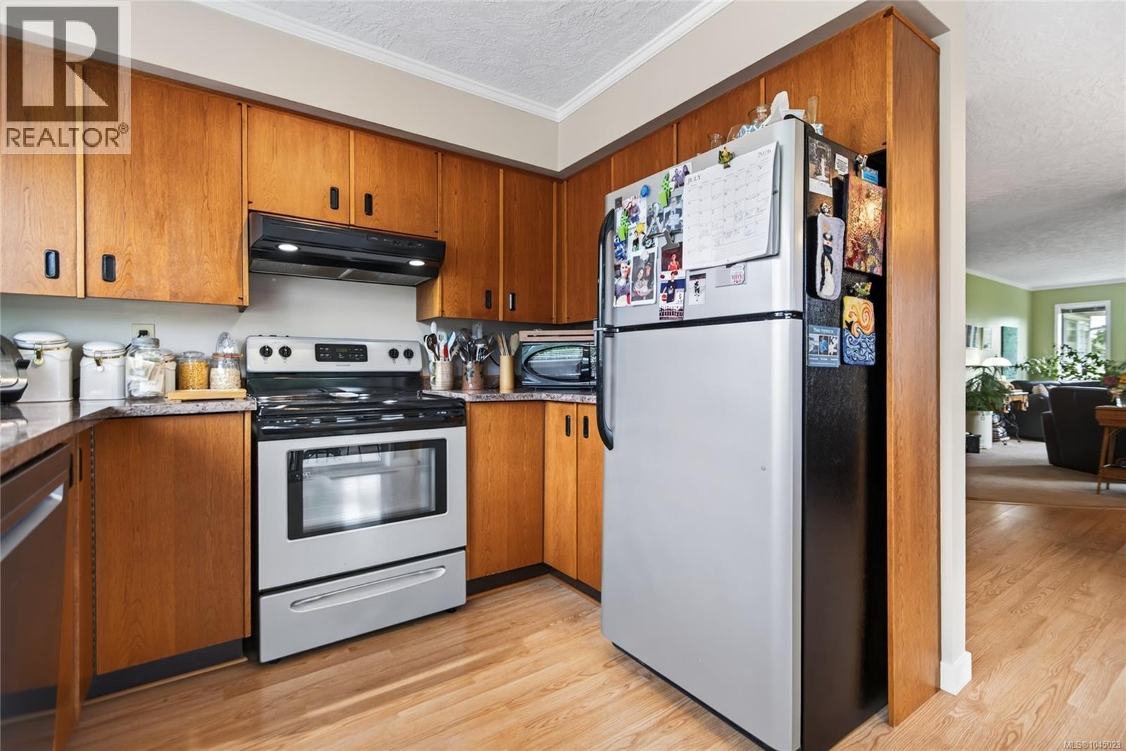 356 Rees Rd Property Photo 20