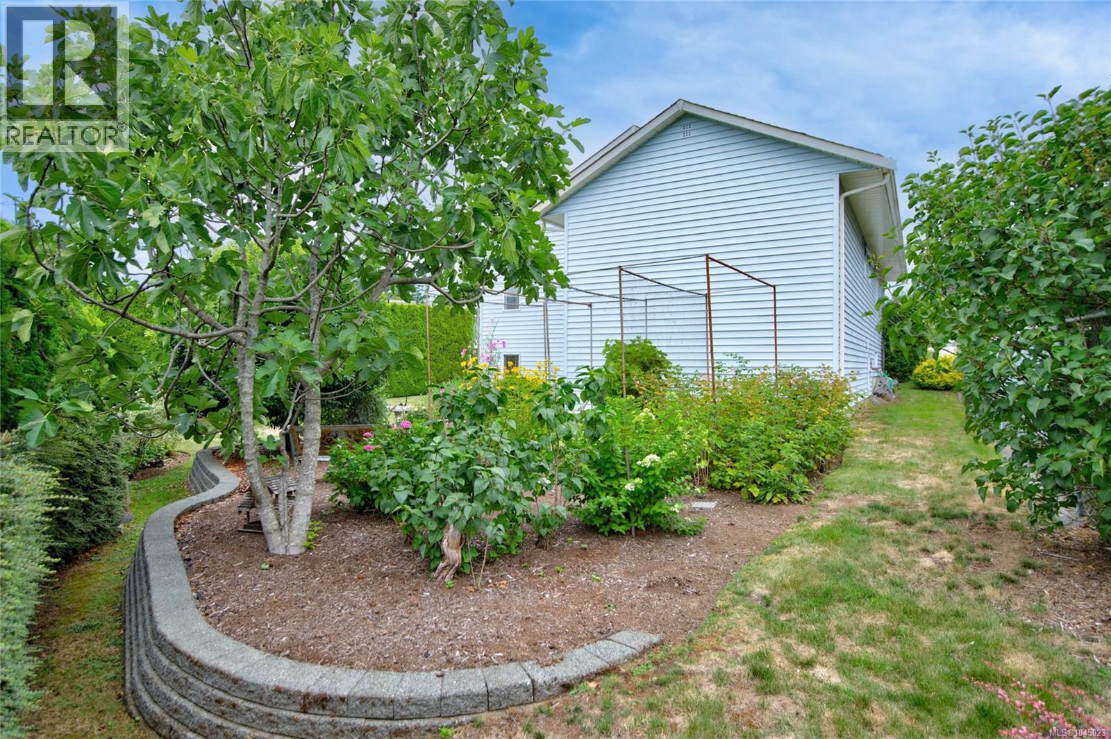 356 Rees Rd Property Photo 62