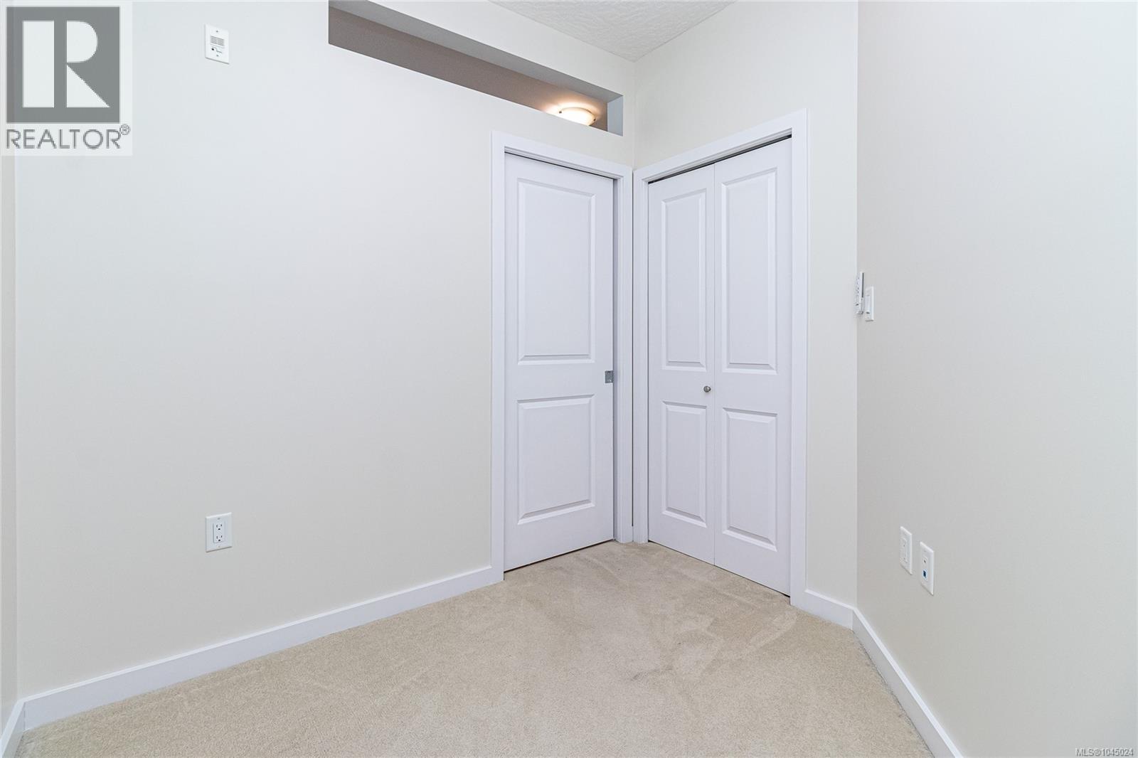 408 3240 Jacklin Rd Property Photo 16
