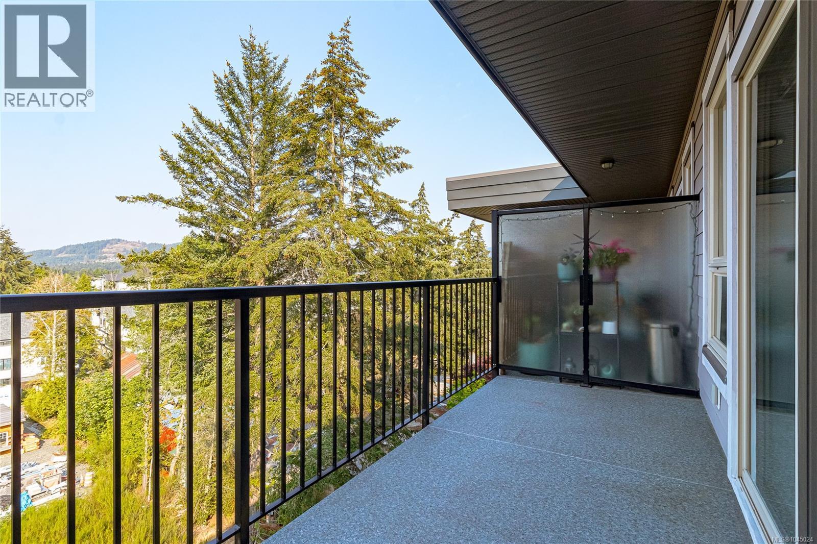 408 3240 Jacklin Rd Property Photo 18