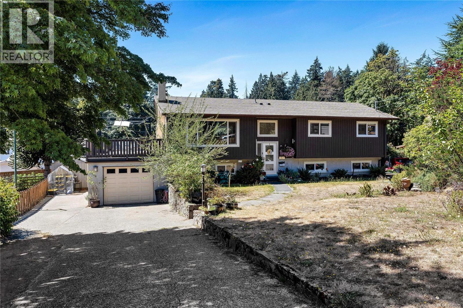 619 Sandra Pl
