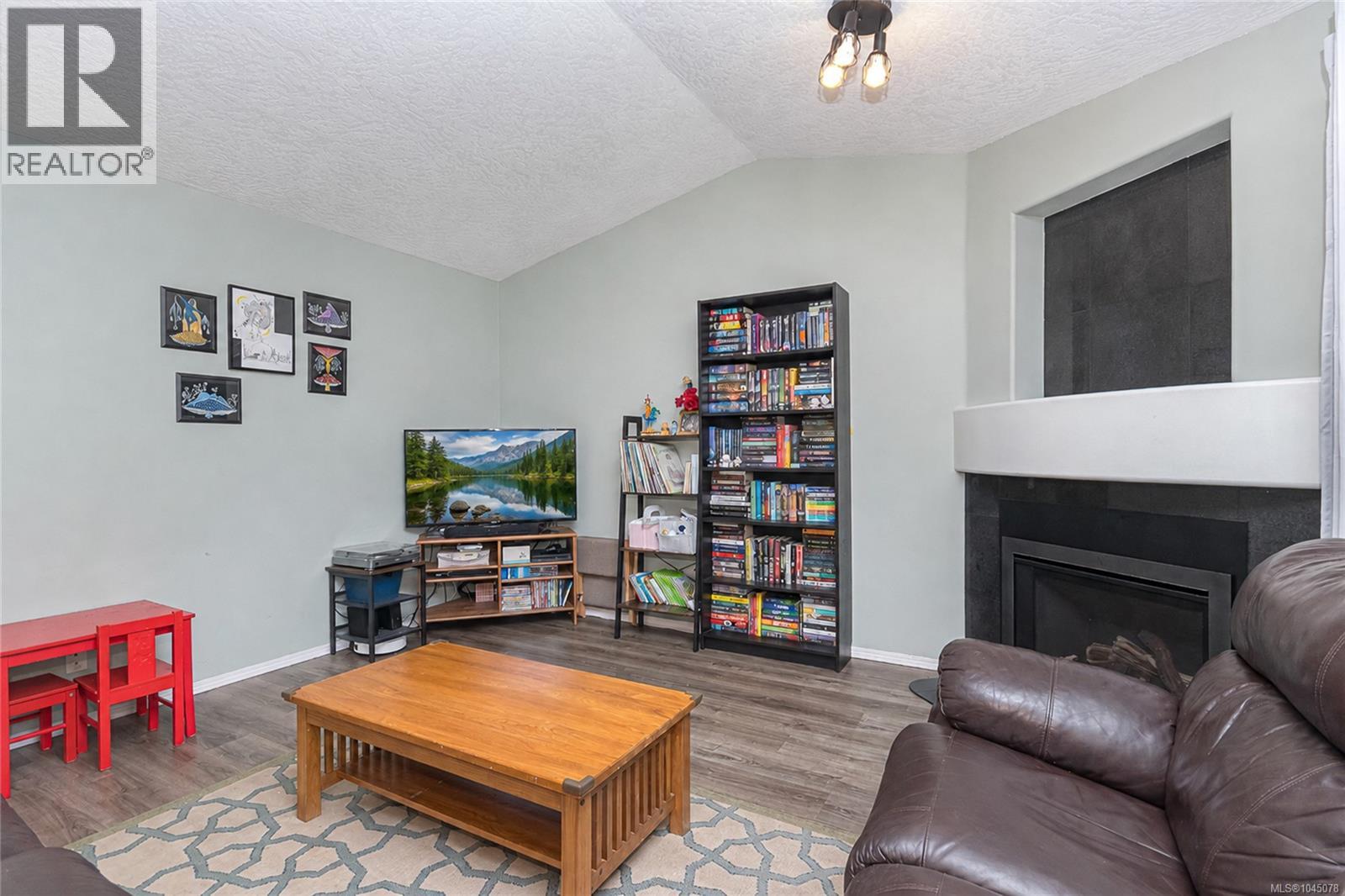 14 2190 Drennan St Property Photo 11