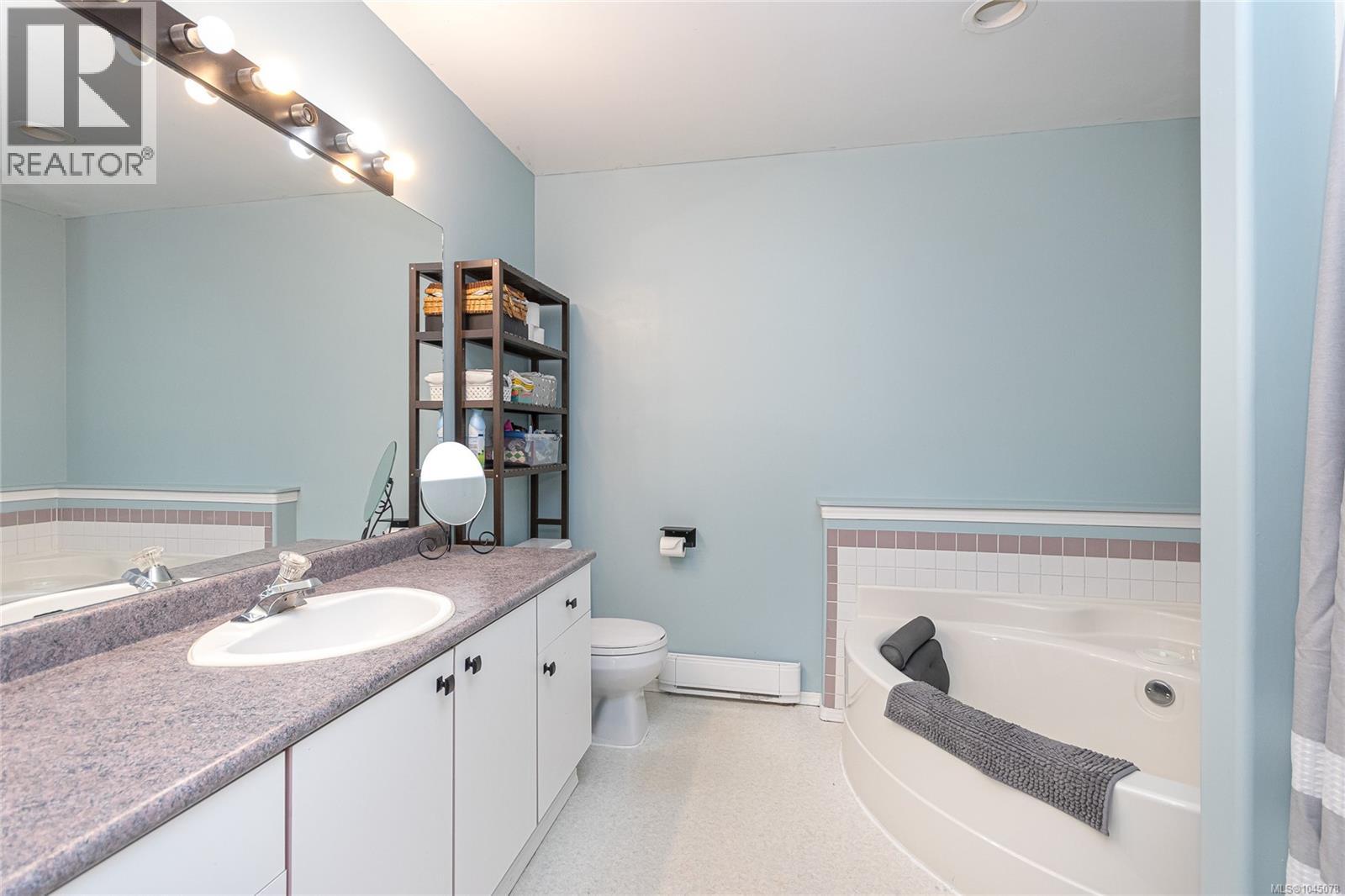 14 2190 Drennan St Property Photo 27