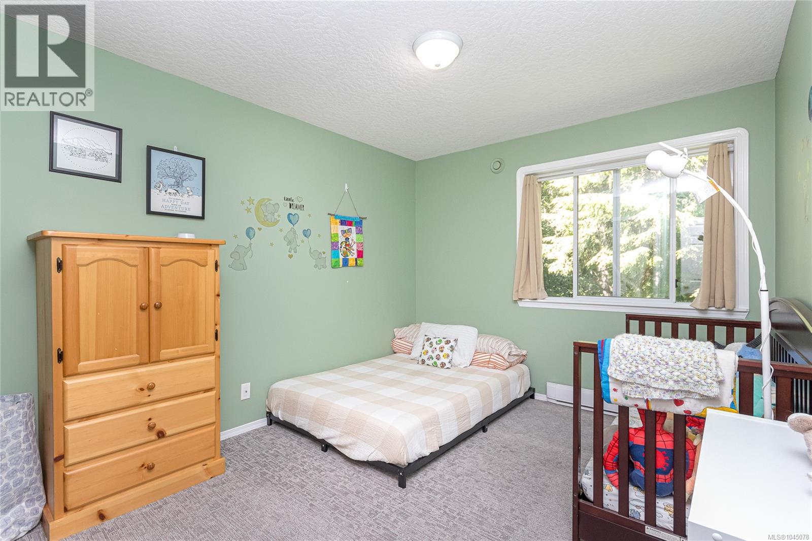 14 2190 Drennan St Property Photo 29