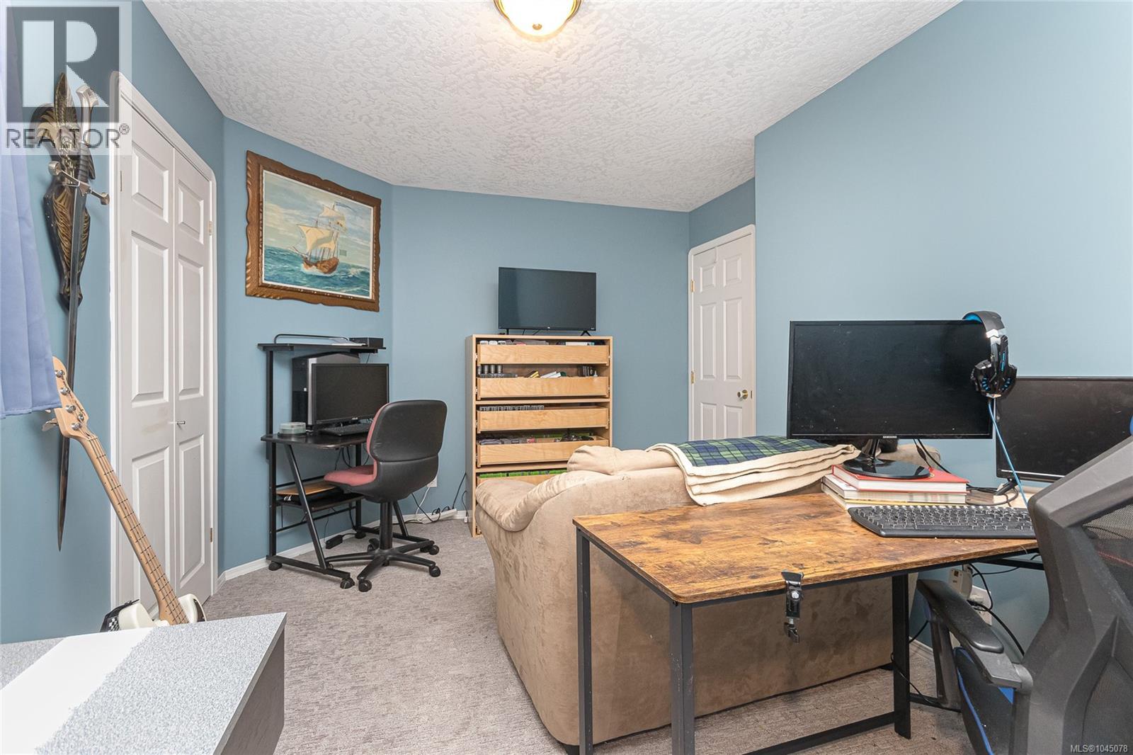 14 2190 Drennan St Property Photo 33