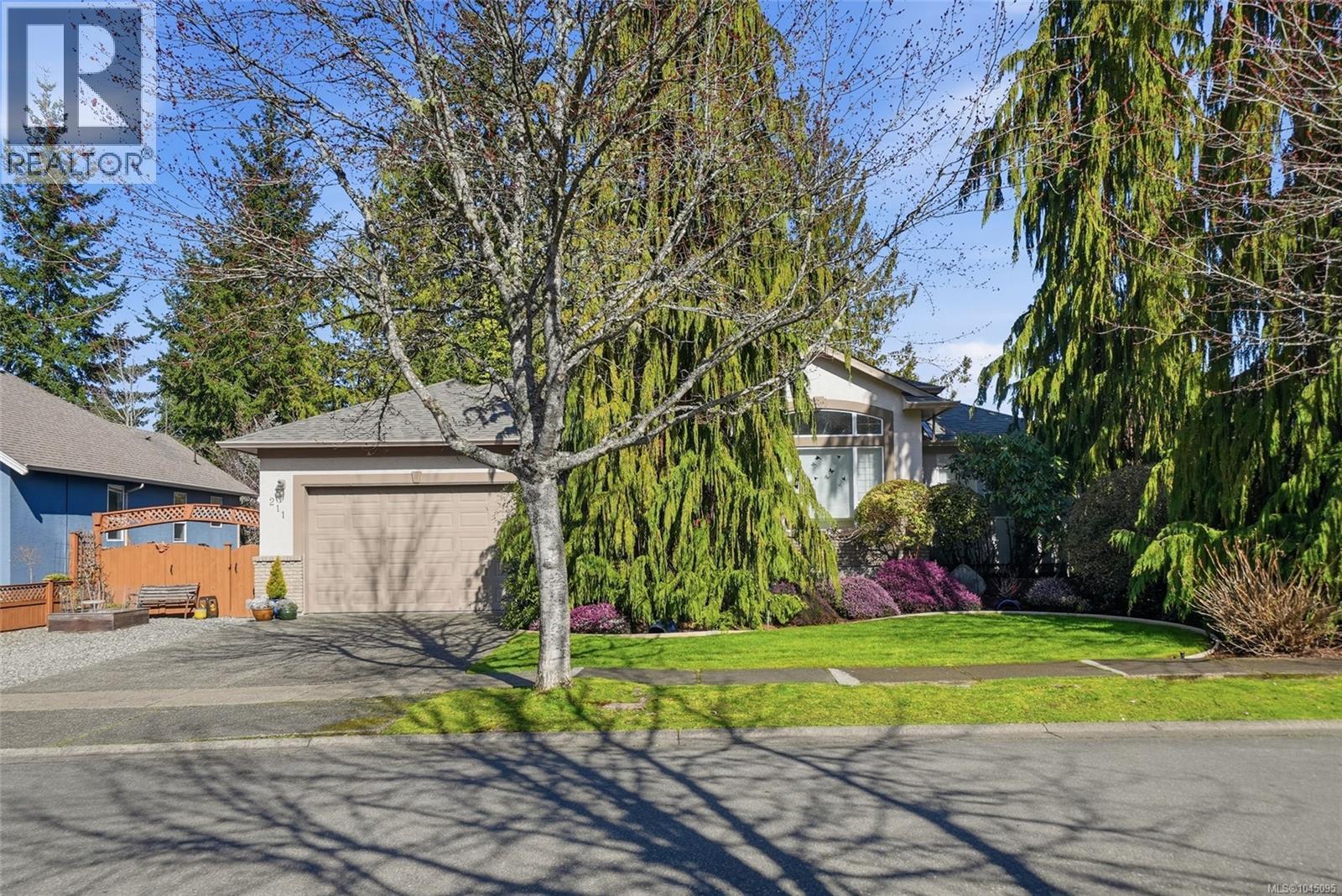 211 Saturna Dr