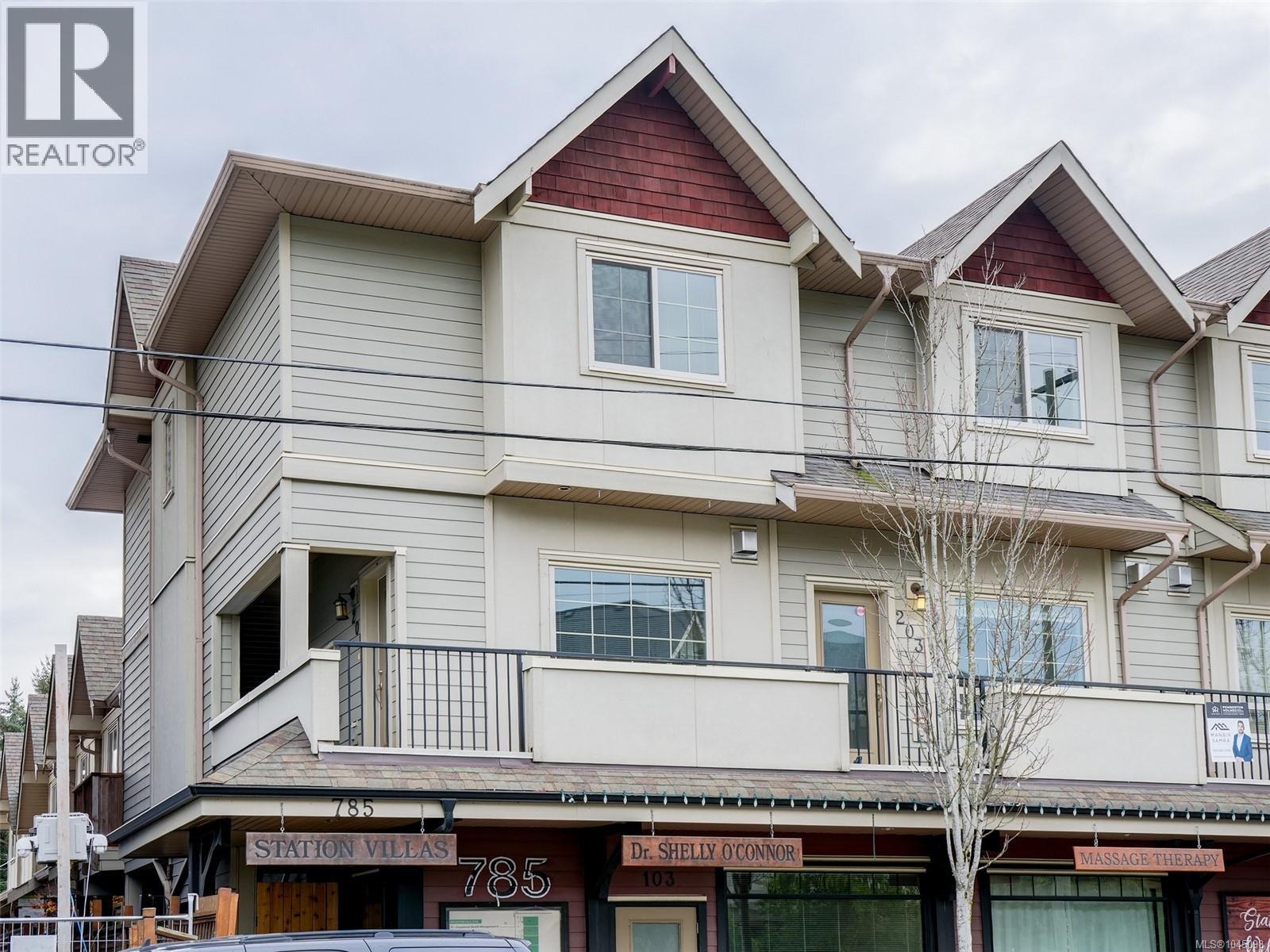 201 785 Station Ave
