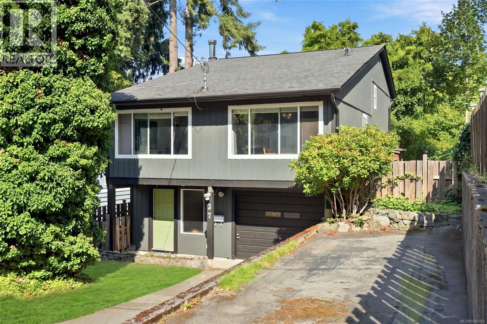 37 Kanaka Pl