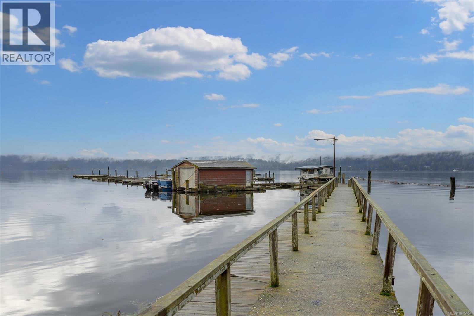 5621 Sooke Rd Property Photo 3