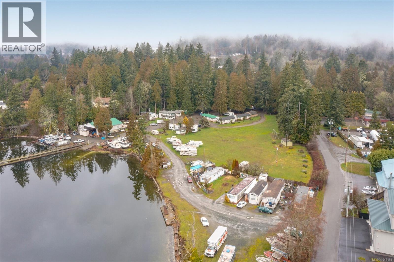 5621 Sooke Rd Property Photo 4