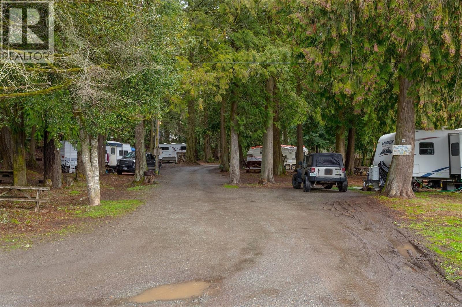 5621 Sooke Rd Property Photo 9