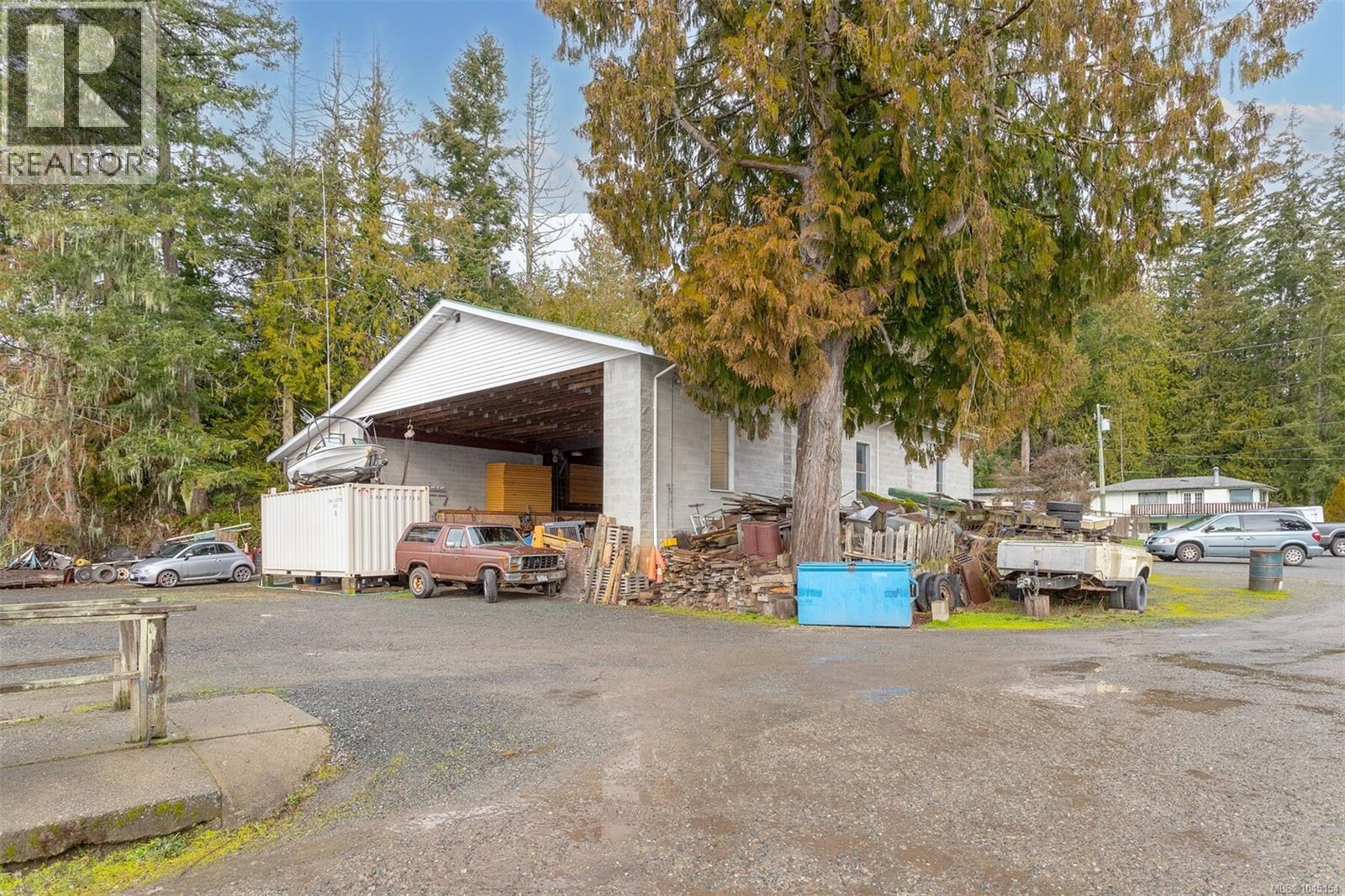 5621 Sooke Rd Property Photo 10